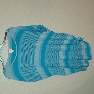 Lularoe Light Blue with Dark Blue Detail Short Sleeve Shirt